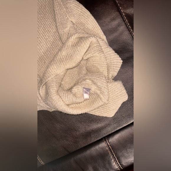 Jennifer Lopez Shimmering Champagne Color Sweater Vest Macrame Size M - Picture 7 of 10